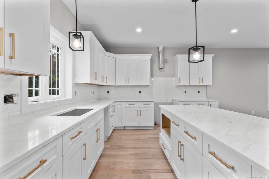 Photo of 1323 Barnes Road, Wallingford, CT 06492 (MLS # 24137248)