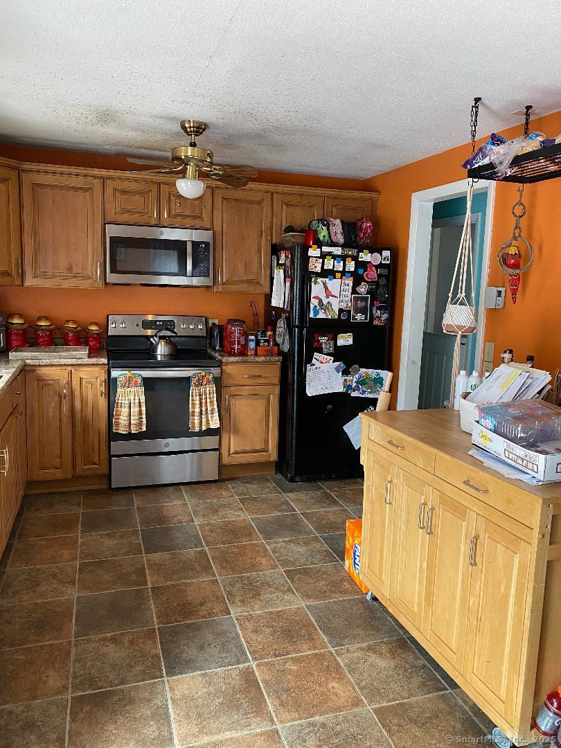 278 New London Road, Colchester, Connecticut image 3