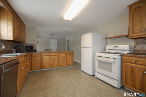 Tiny photo for 819 Matianuck Avenue, Windsor, CT 06095 (MLS # 24147370)