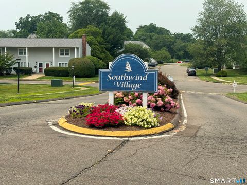Condo For Rent - 31 Carriage Drive #31<br/> Milford, CT 06460