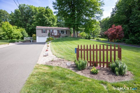 Photo of 154 Meeting House Hill Road, Durham, CT 06422 (MLS # 24180976)