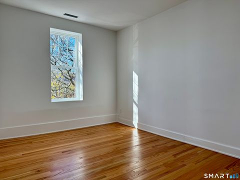 Tiny photo for 177 Chestnut Street #2L, New Haven, CT 06511 (MLS # 24163517)