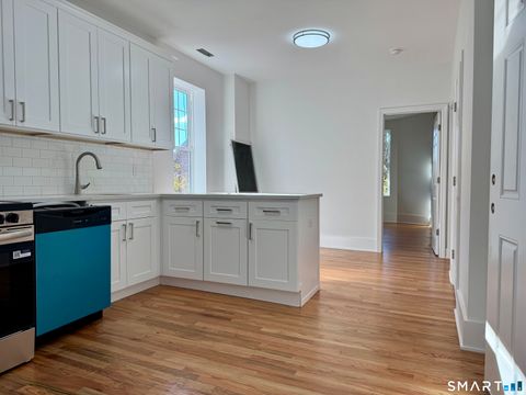 Tiny photo for 177 Chestnut Street #2L, New Haven, CT 06511 (MLS # 24163517)