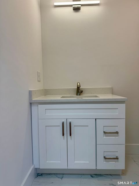 Tiny photo for 177 Chestnut Street #2L, New Haven, CT 06511 (MLS # 24163517)