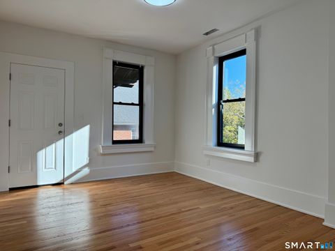 Tiny photo for 177 Chestnut Street #2L, New Haven, CT 06511 (MLS # 24163517)