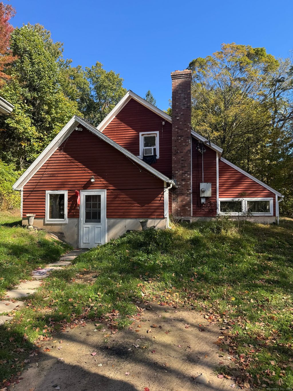 Photo of 121 Gracey Road, Canton, CT 06019 (MLS # 24140498)