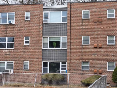 53 Wolcott Hill Road APT B21, Wethersfield, CT 06109 - MLS#: 24082021