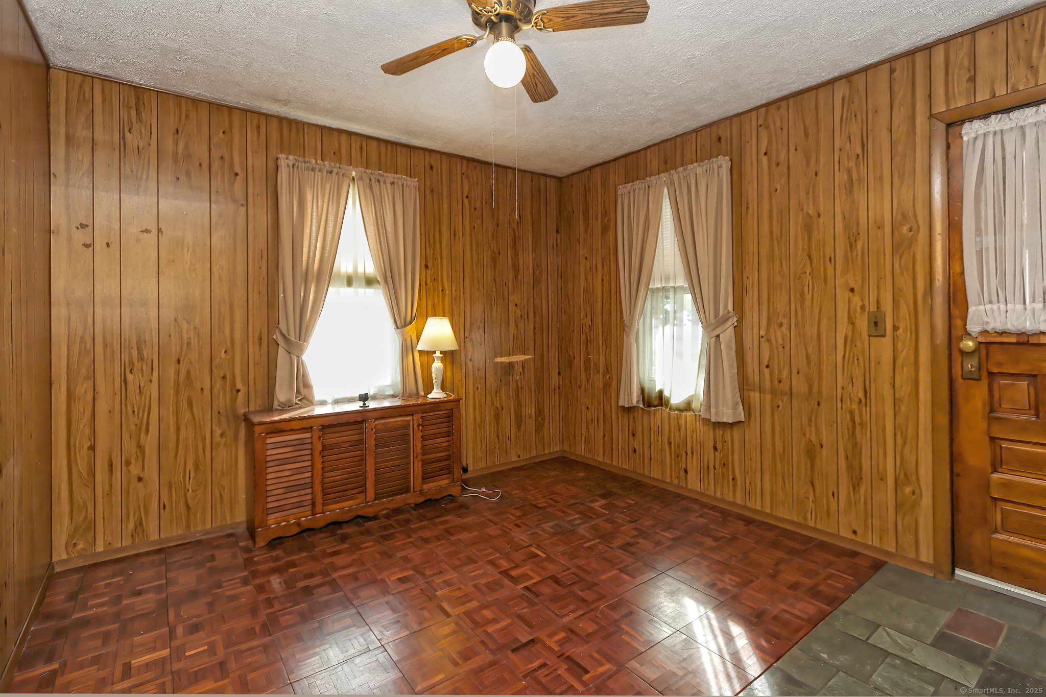 145 Hemlock Street, West Haven, Connecticut image 4