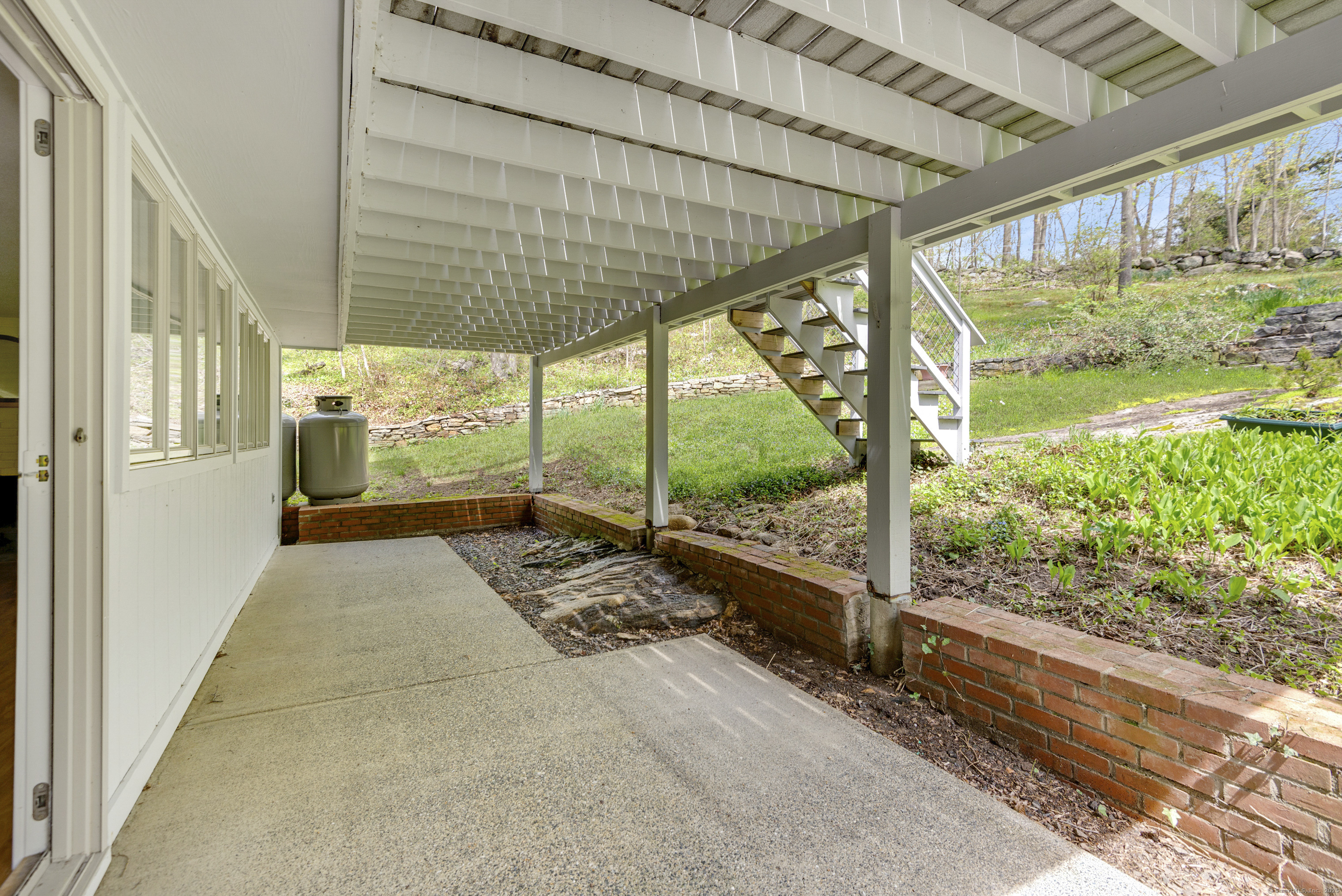 102 Colonial Road, Guilford, Connecticut image 25