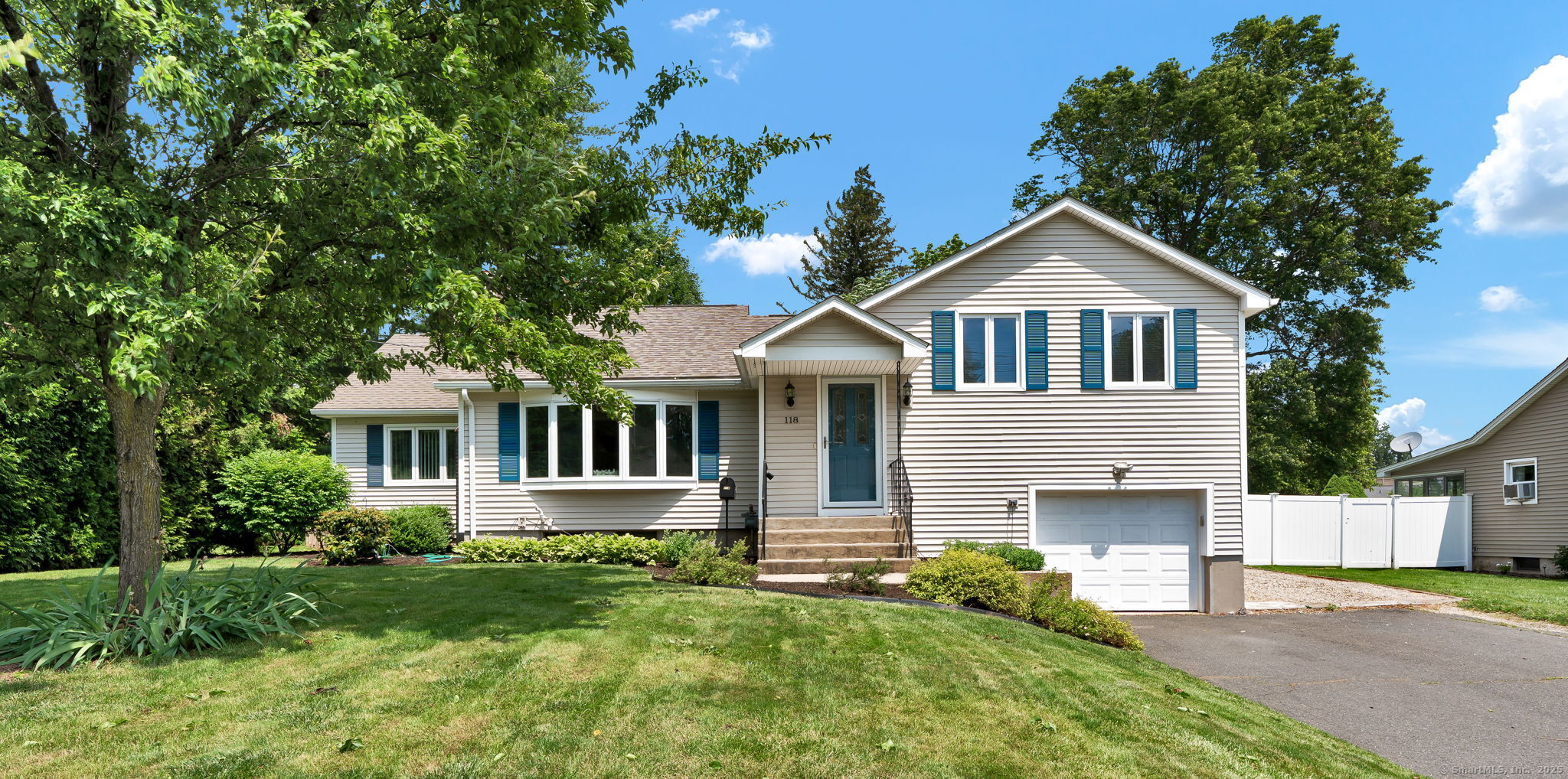 118 Harding Avenue