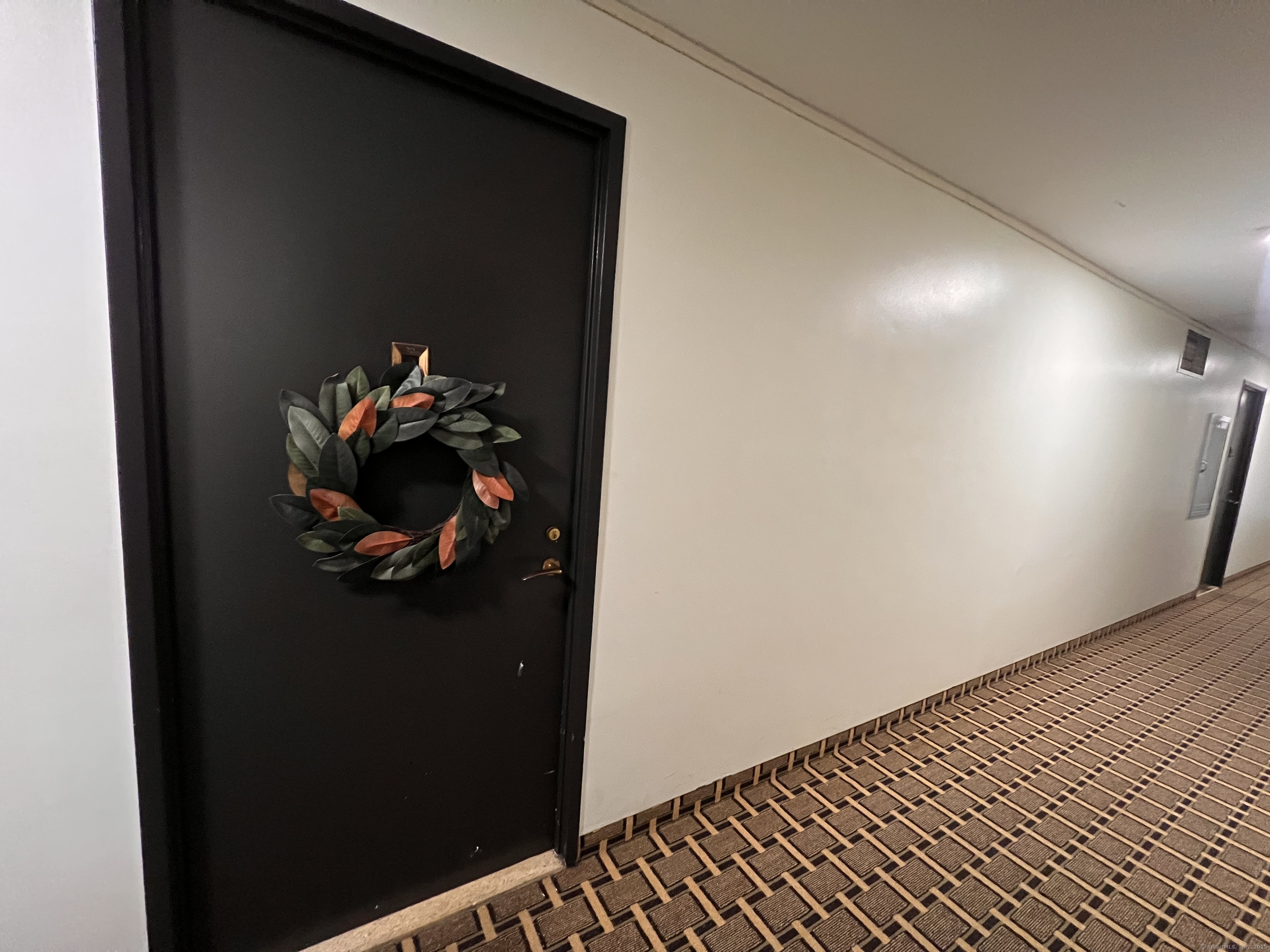 Bridgeport, Connecticut 06604, United States, 1 Bedroom Bedrooms, ,1 BathroomBathrooms,Residential,Pending,226687