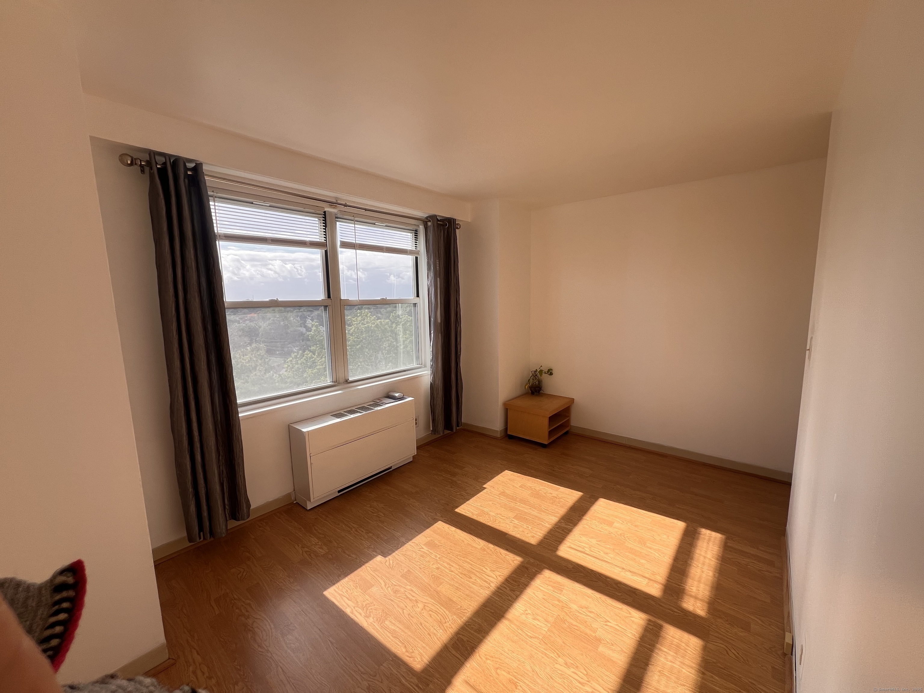 Bridgeport, Connecticut 06604, United States, 1 Bedroom Bedrooms, ,1 BathroomBathrooms,Residential,Pending,226687