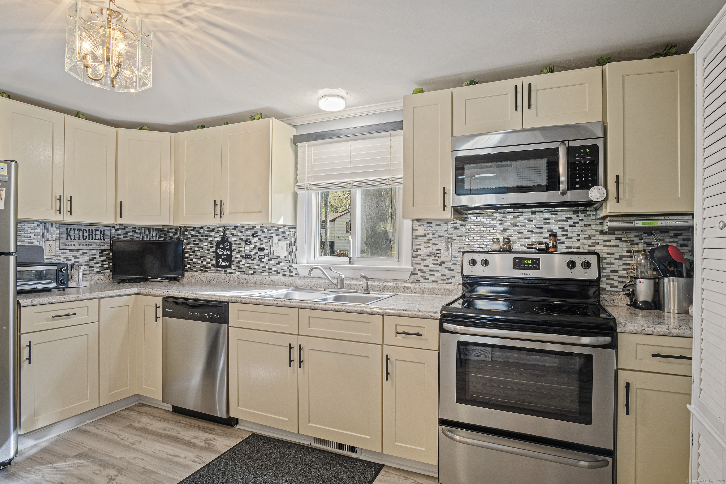 89 Park Avenue, Montville, Connecticut image 11
