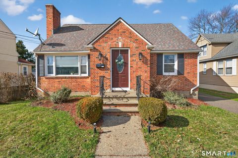 64 Cromwell Street Hartford CT 06114