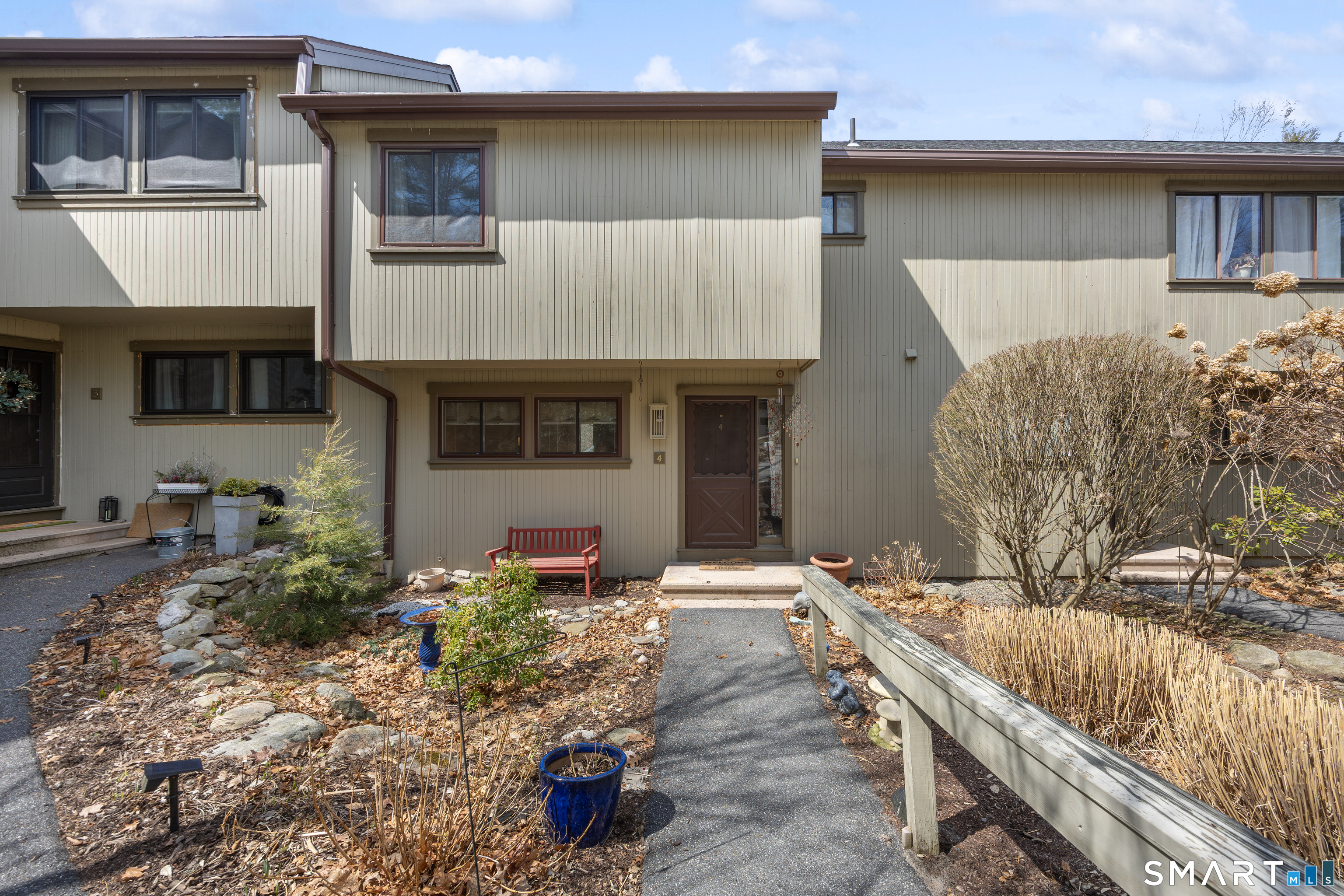 4 Deer Hill Court 4