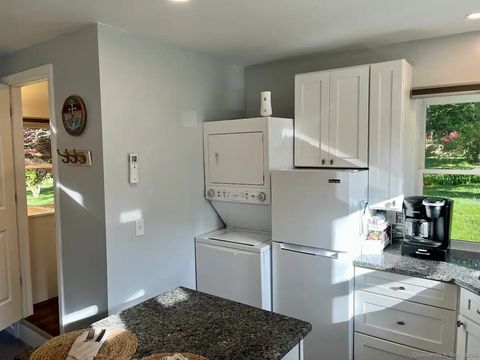 Tiny photo for 424 Pequot Avenue, Groton, CT 06355 (MLS # 24136216)