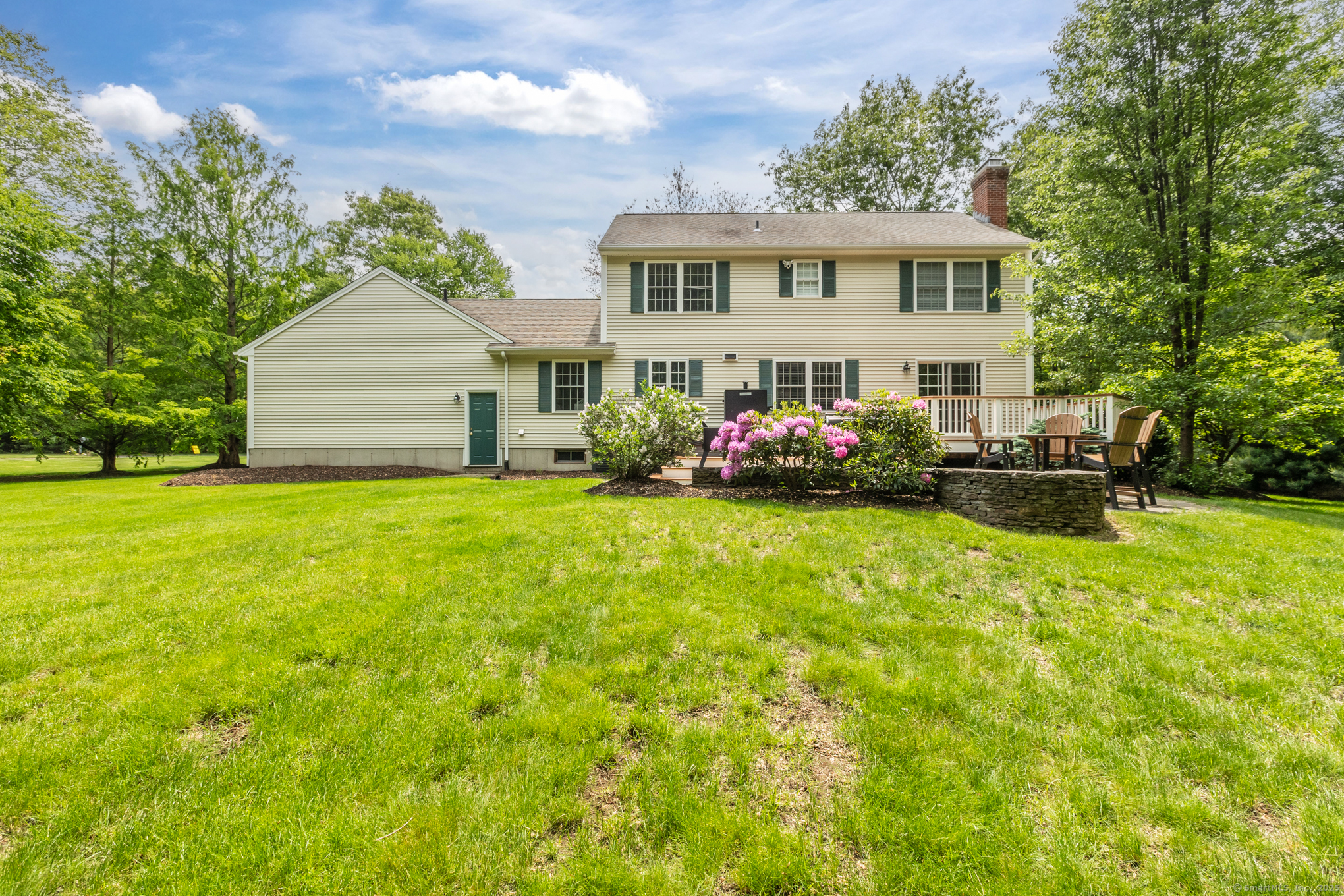 73 Mountain Laurel Drive