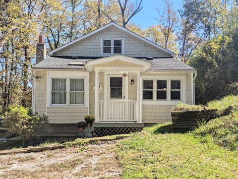 A home in New Milford