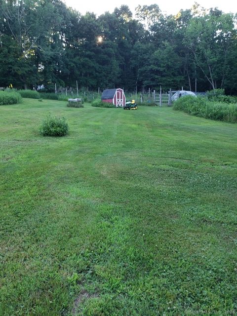 A home in New Milford