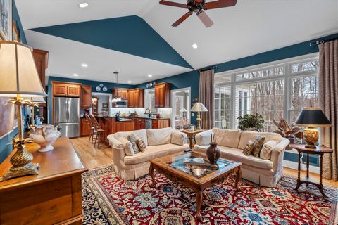 Tiny photo for 18 Daniel Circle #18, Suffield, CT 06078 (MLS # 24140241)