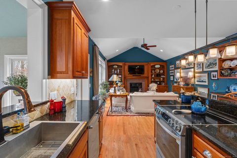 Tiny photo for 18 Daniel Circle #18, Suffield, CT 06078 (MLS # 24140241)