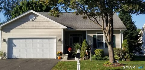 Photo of 11 Partridge Run #11, Enfield, CT 06082 (MLS # 24155377)