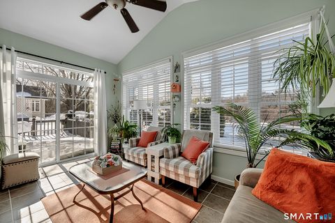 Tiny photo for 11 Partridge Run #11, Enfield, CT 06082 (MLS # 24155377)