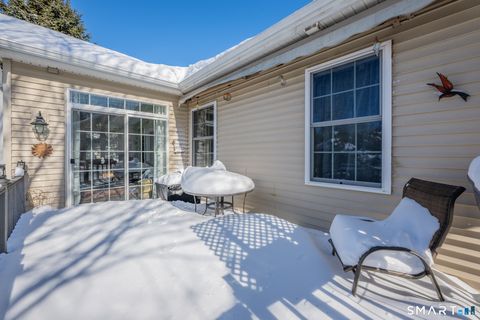 Tiny photo for 11 Partridge Run #11, Enfield, CT 06082 (MLS # 24155377)