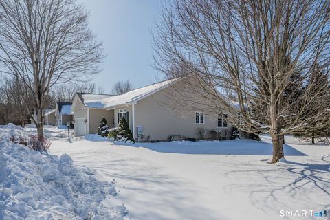 Tiny photo for 11 Partridge Run #11, Enfield, CT 06082 (MLS # 24155377)