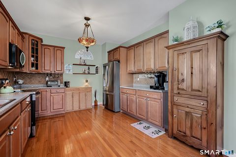 Tiny photo for 11 Partridge Run #11, Enfield, CT 06082 (MLS # 24155377)