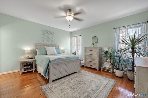 Tiny photo for 11 Partridge Run #11, Enfield, CT 06082 (MLS # 24155377)