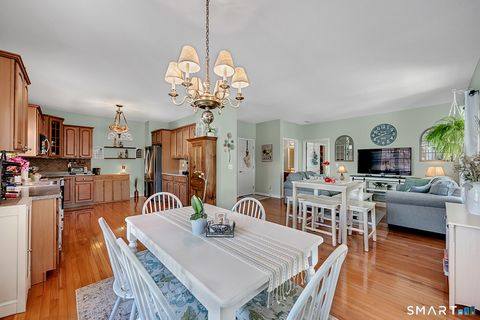 Tiny photo for 11 Partridge Run #11, Enfield, CT 06082 (MLS # 24155377)