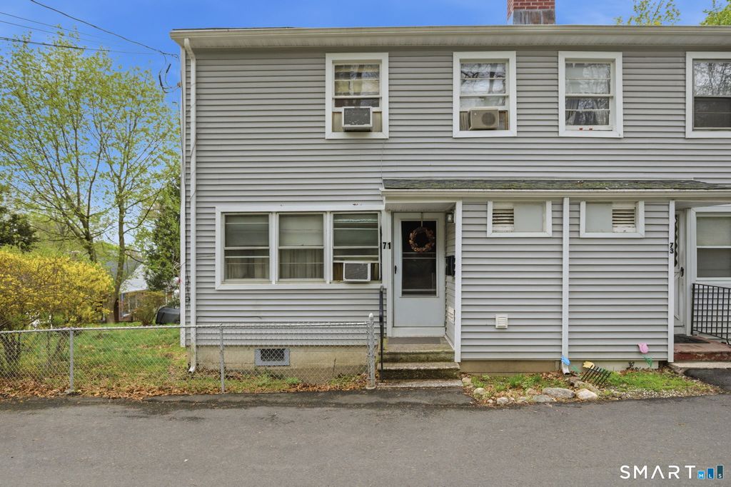 Photo of 71 Cupheag Crescent, Stratford, CT 06614 (MLS # 24171419)
