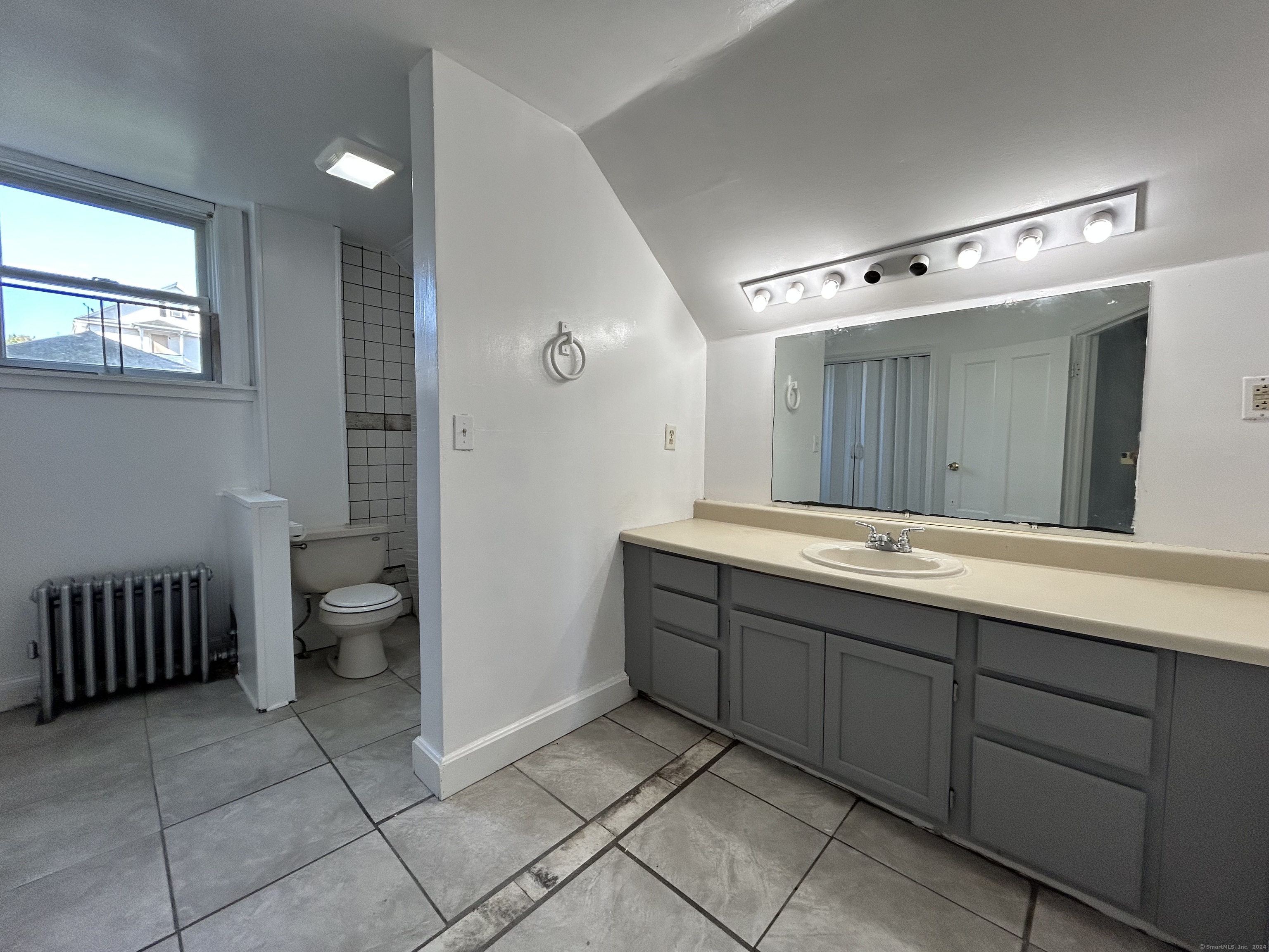 36 W High Street, New London, Connecticut image 34