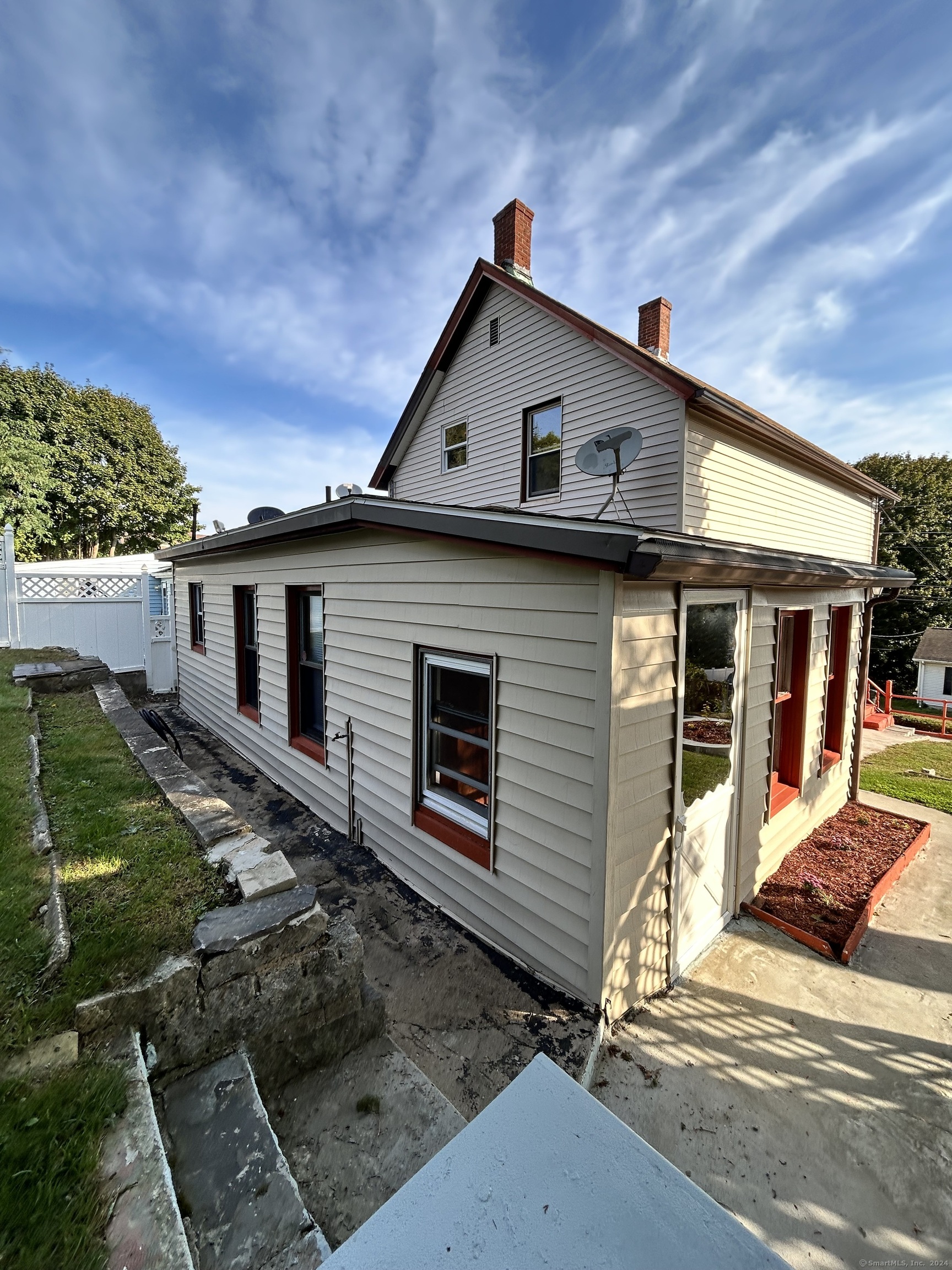 36 W High Street, New London, Connecticut image 9