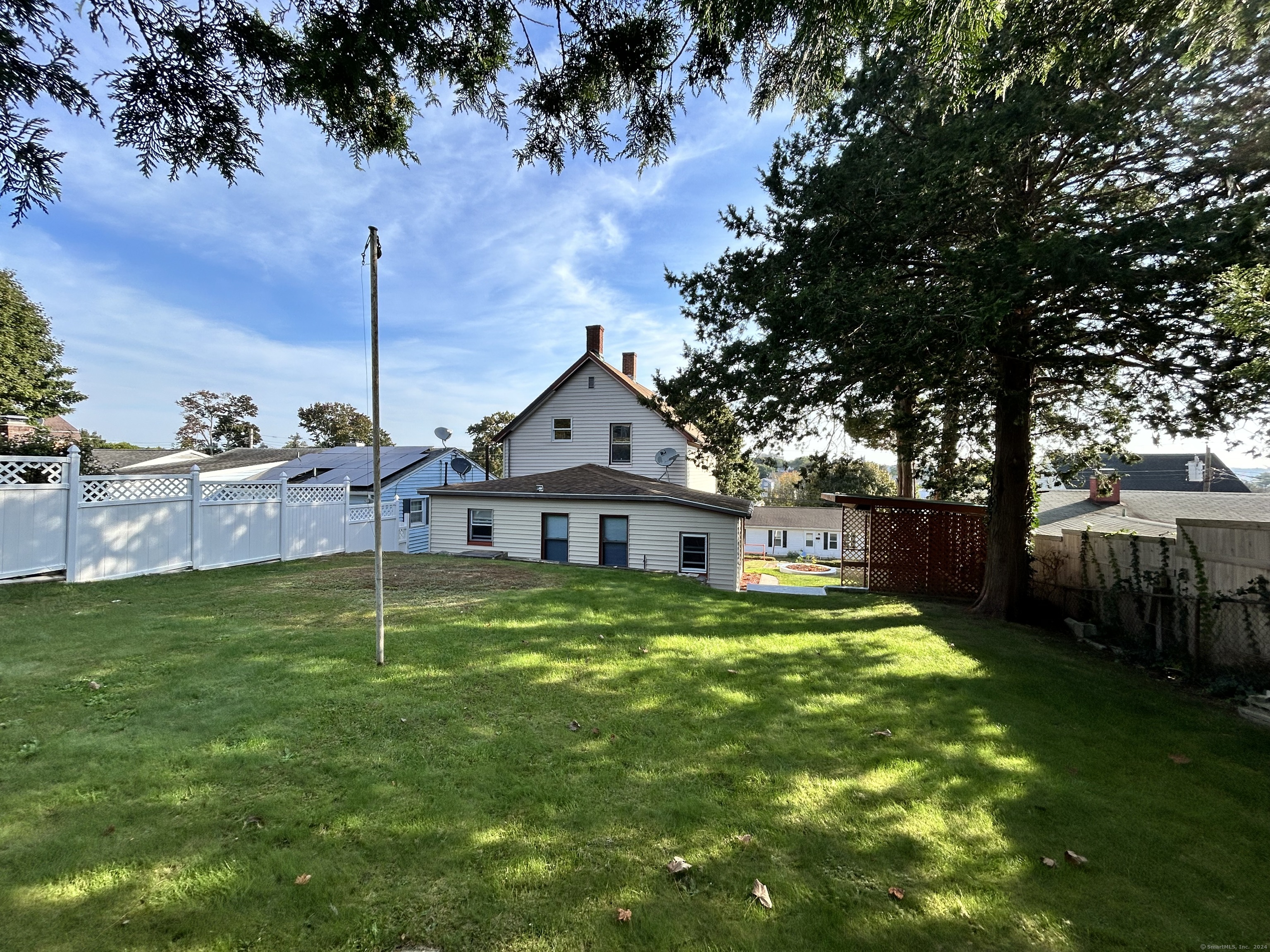 36 W High Street, New London, Connecticut image 3