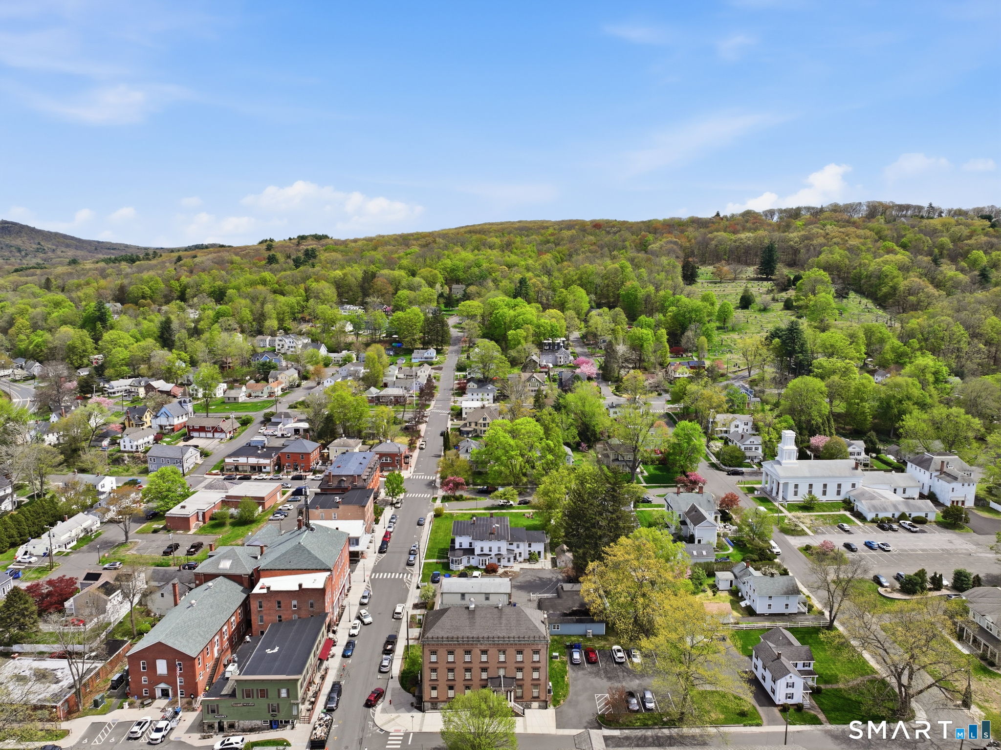 10 Front Street