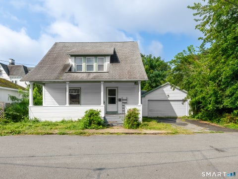 Homes For Sale - 6 Francis Place<br/> Norwich, CT 06360