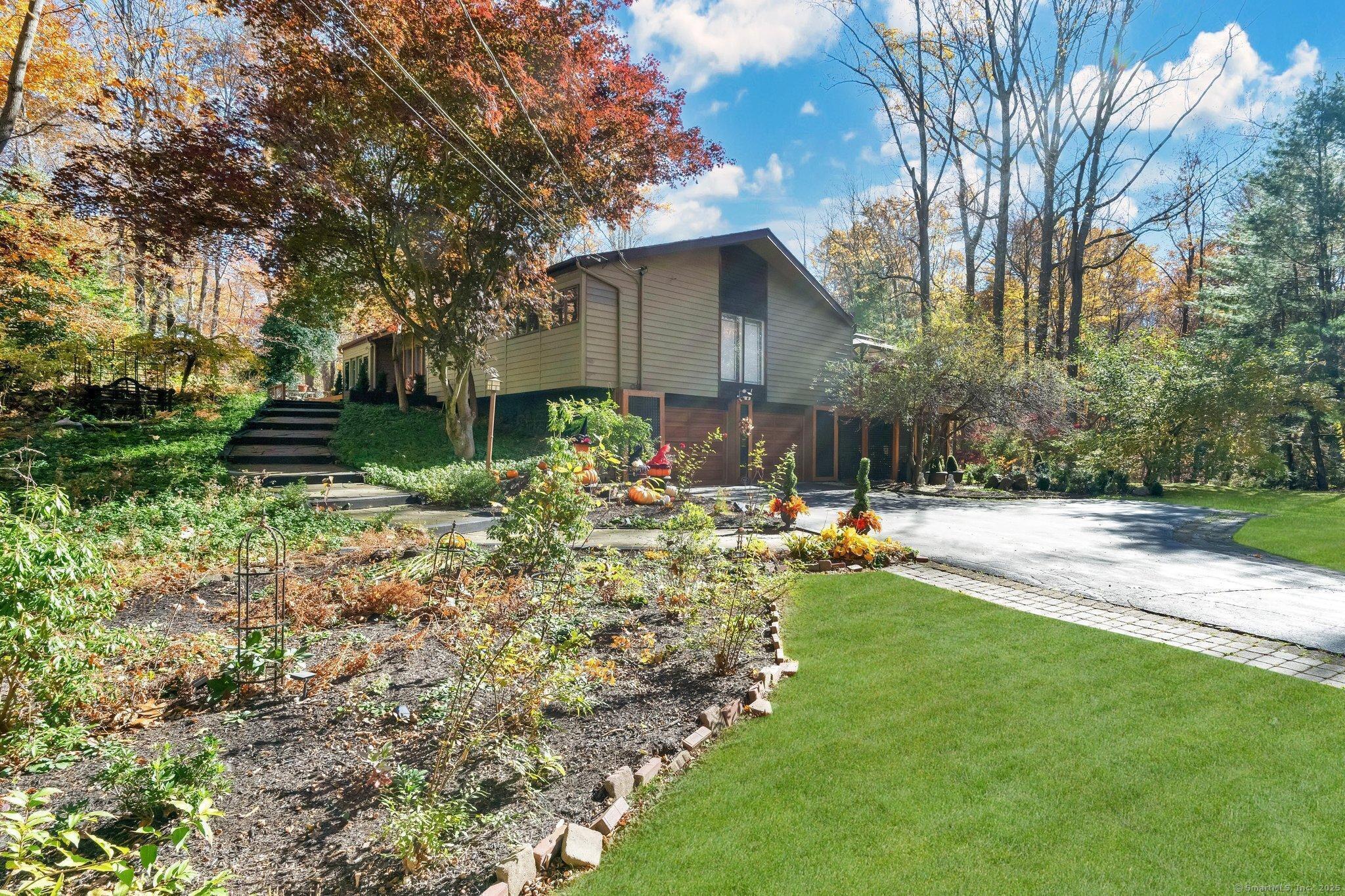 191 Ford Road, Woodbridge, Connecticut image 3