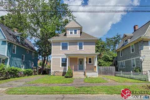 Photo of 31 Smith Street, West Haven, CT 06516 (MLS # 24197948)