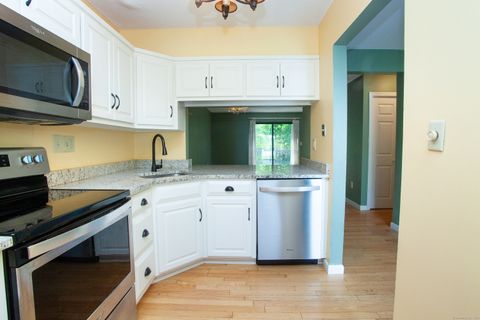 Tiny photo for 6 Cypress Trail #6, Farmington, CT 06032 (MLS # 24130018)