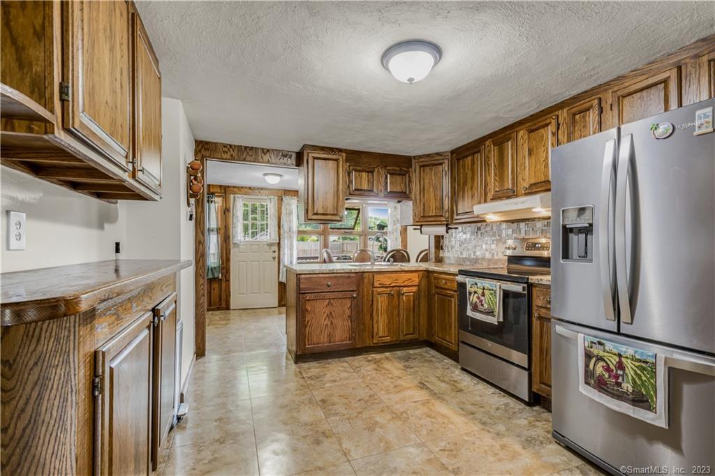 Photo 6 of 19 of 50 Wilstar Circle house