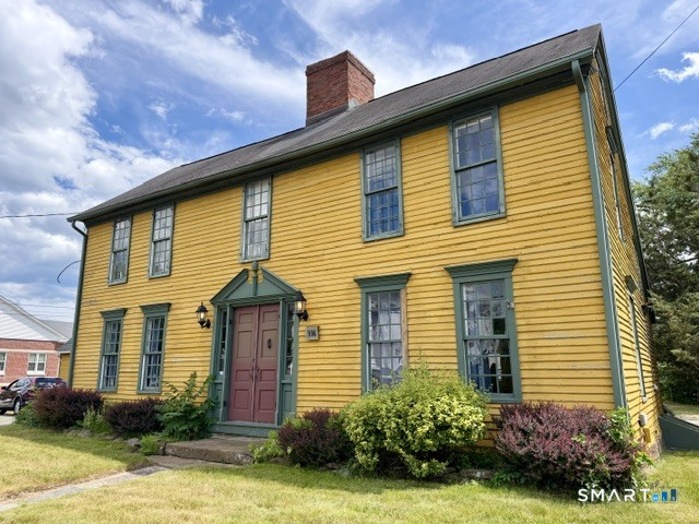 596 Main Street