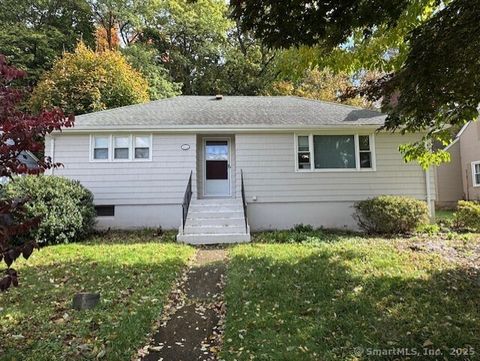 Photo of 422 S Main Street, West Hartford, CT 06110 (MLS # 24135188)
