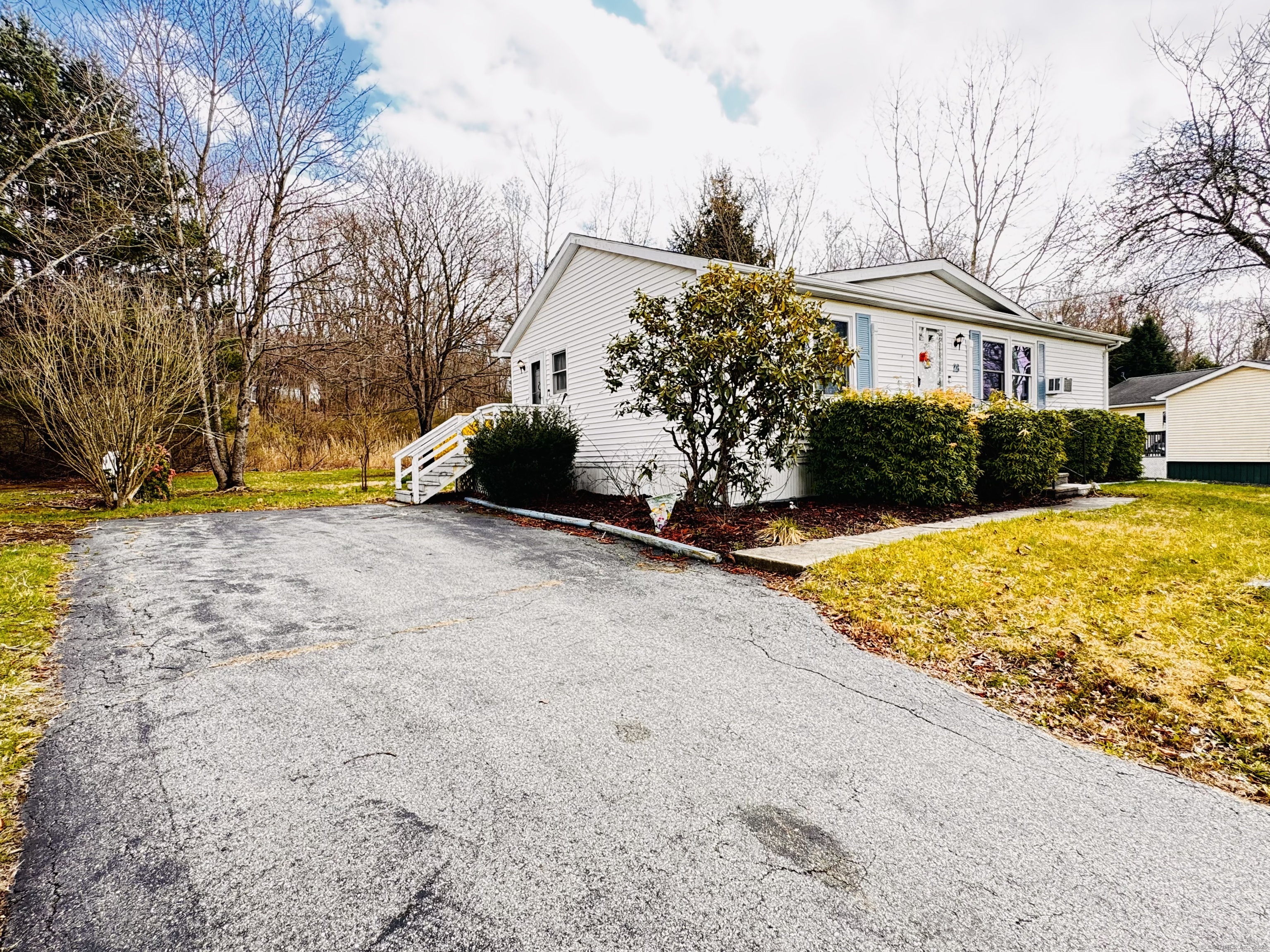 28 Connecticut Drive, Plainfield, Connecticut image 3