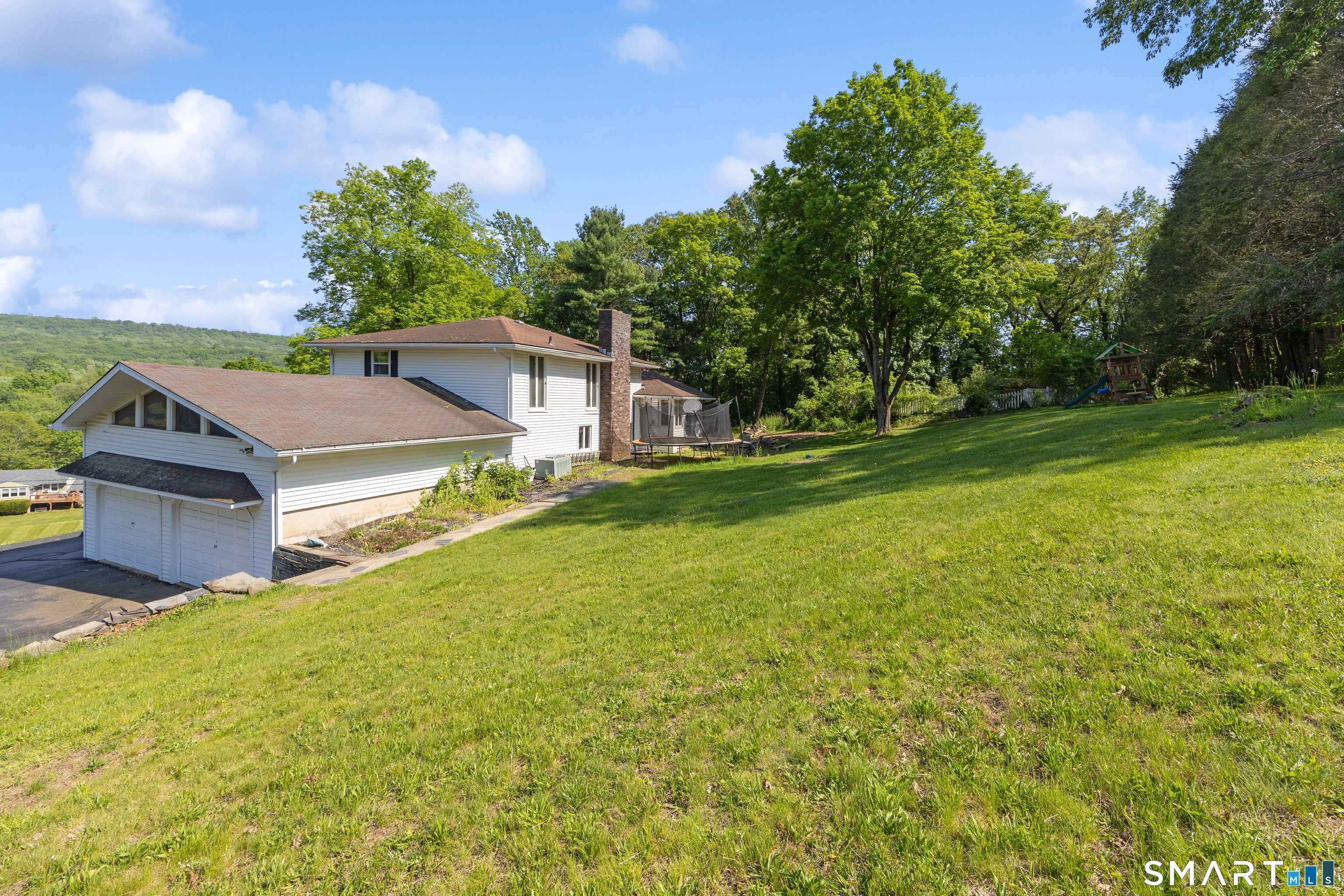 16 Indian Hill Road