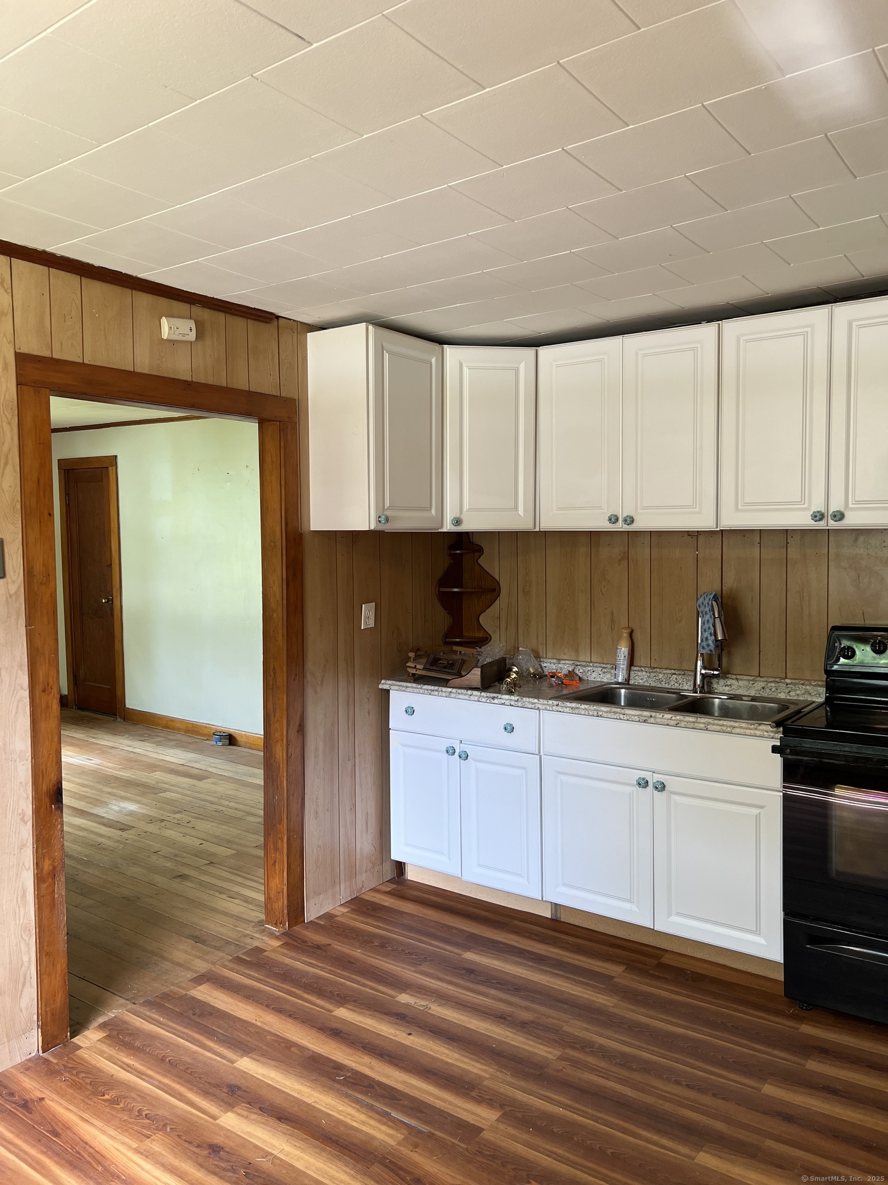 1092 Plainfield Pike, Sterling, Connecticut image 4
