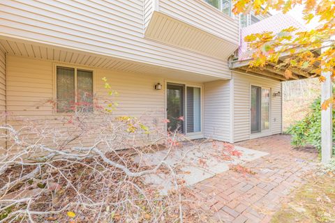 Tiny photo for Simsbury, CT 06070 (MLS # 24137237)