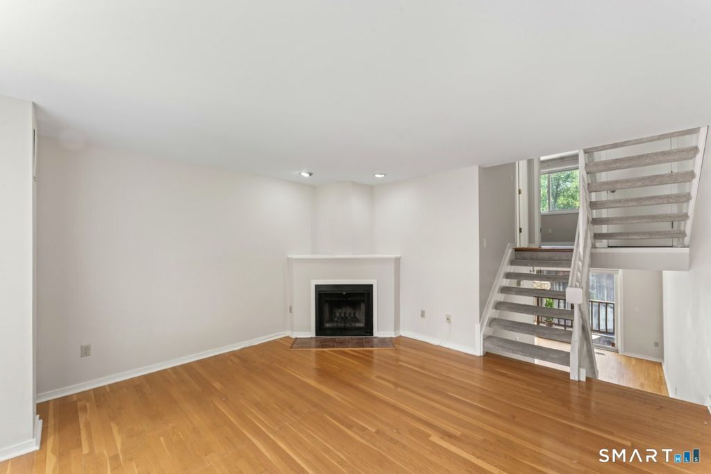 Photo of 101 Grove Street #19, Stamford, CT 06901 (MLS # 24157458)