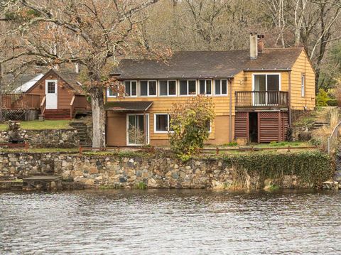 Homes For Sale - 24 Echo Point Road<br/> Guilford, CT 06437